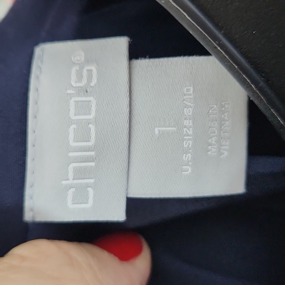 Chico’s Zenergy Hooded Windbreaker Utility Rain Jacket - 1 - Picture 9 of 11